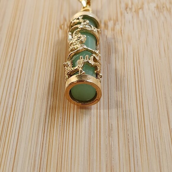 Fun & Mesmerizing 925 Jade Style Glow in the Dark Pendant 18" 925 - Picture 12 of 16